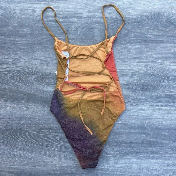 RVCA Trippy Dana Cheeky - Picture 10 of 13